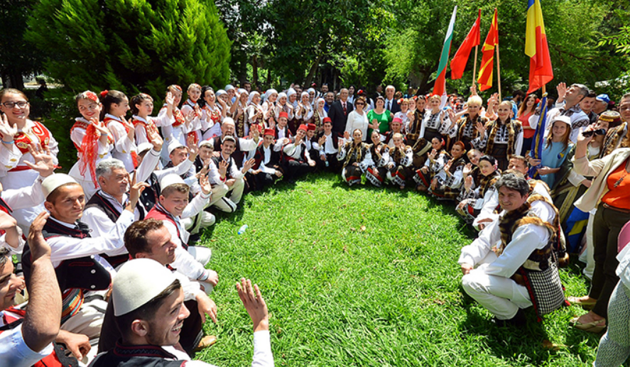 Balkan Halk Dansları