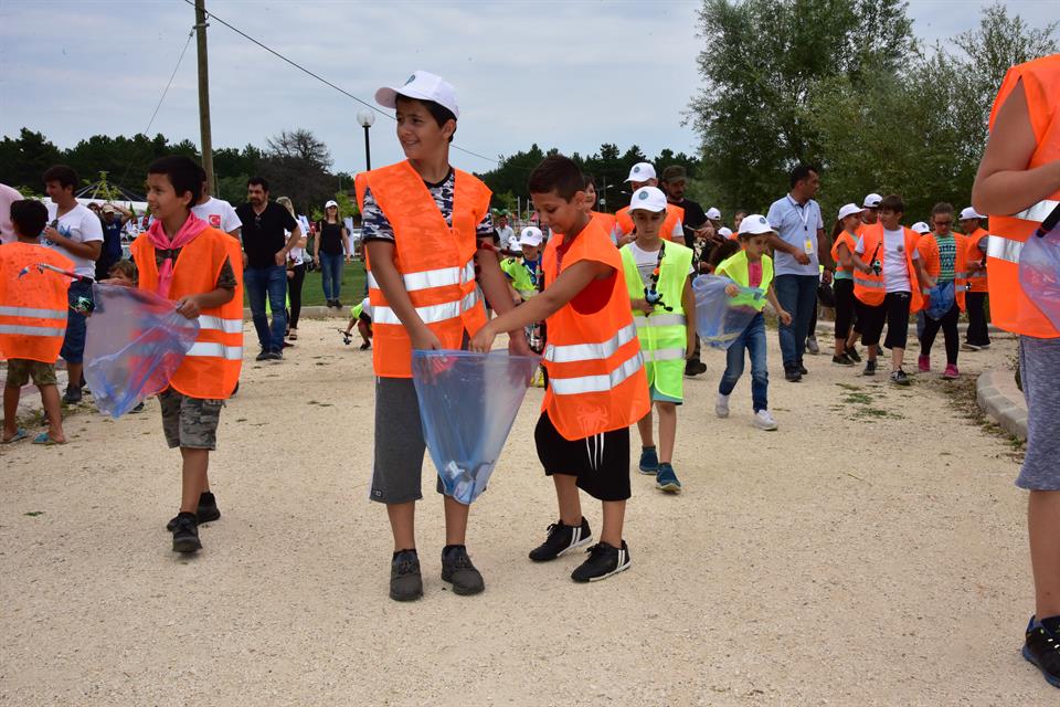 Bilecik'te çocuklara sürpriz