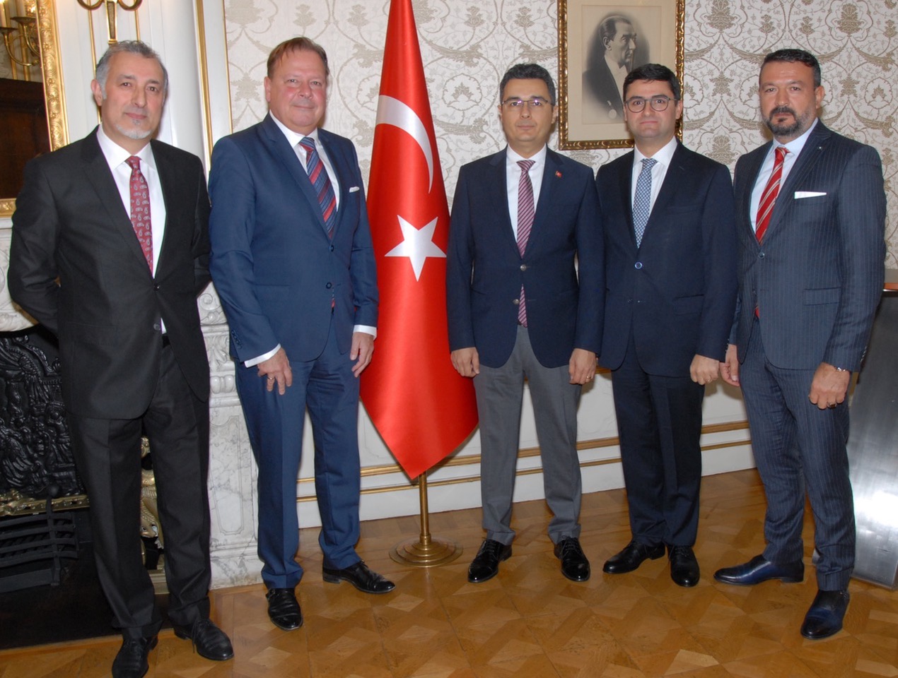 T.C. Lahey Büyükelçiliği