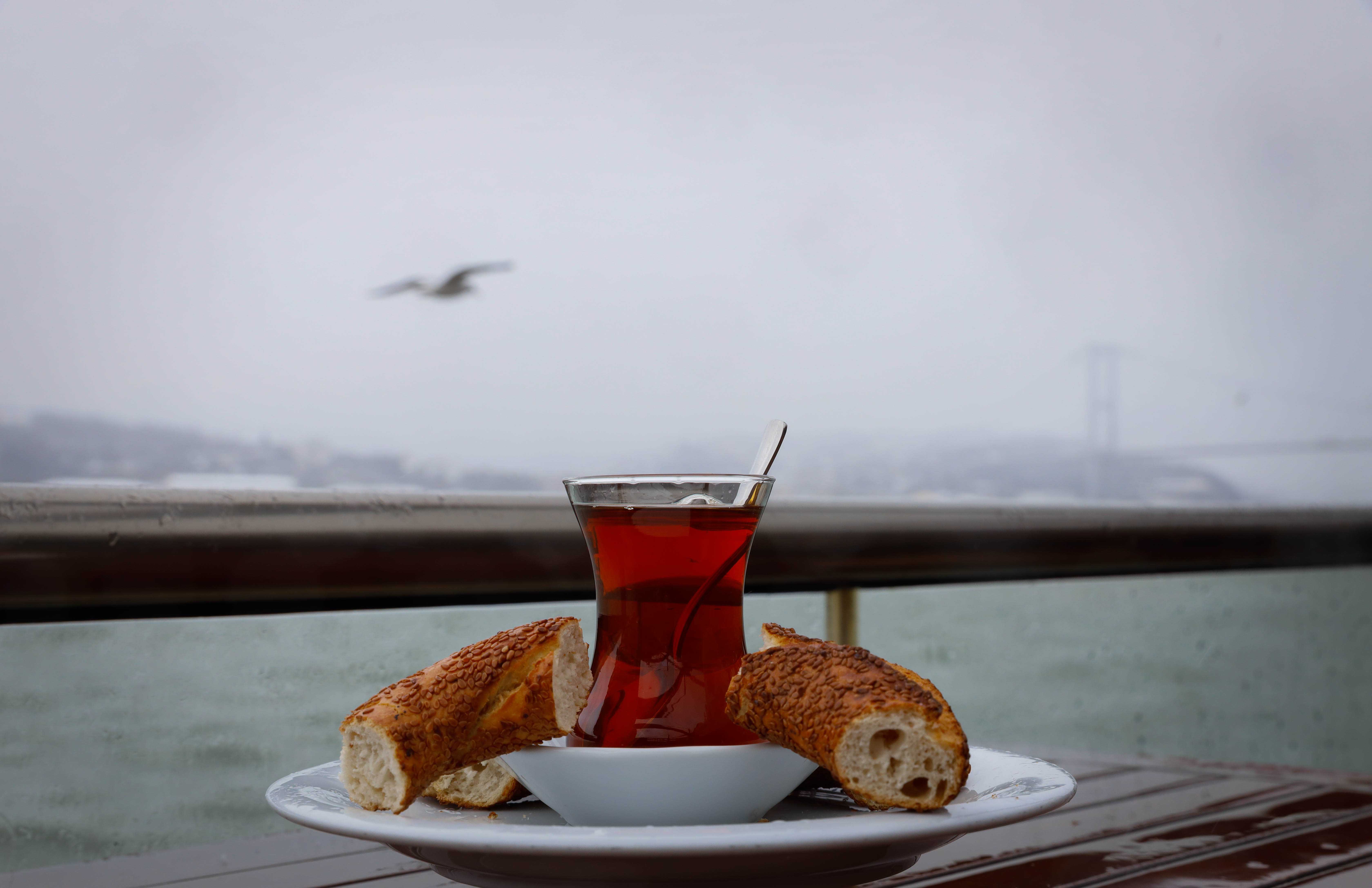 Çay simit