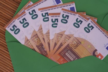 75 bin Euro tazminat kazandı