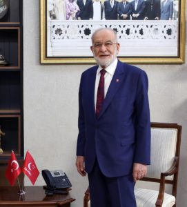 Saadet Partisi Genel Başkanı Temel Karamollaoğlu,