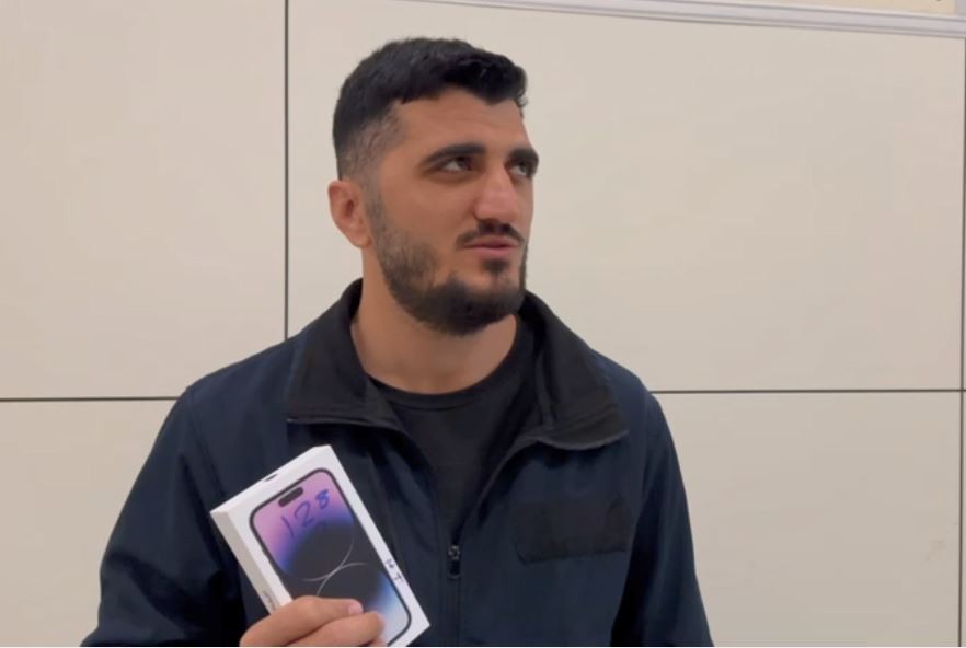 Daha ucuz Iphone almak için bu ülkeye gidiyorlar