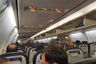 Türk Hava Yolları uçağında "inatçı yolcu" kavgası