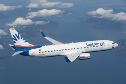 SunExpress, deprem bölgesi uçuşlarını ücretsiz yaptı