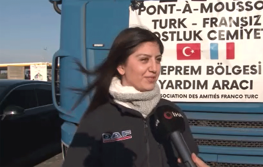 Tır şoförü gurbetçi kadın Fransa'dan Türkiye'ye yardım getirdi