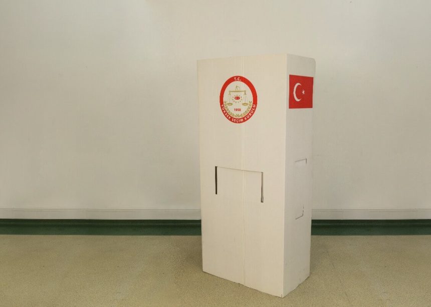Gurbetçilerin oy kullanabileceği gümrük kapıları açıklandı