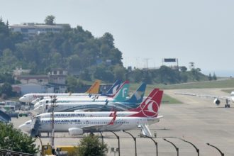 “Havalimanı yetersiz, acilen çözüm bekliyoruz”
