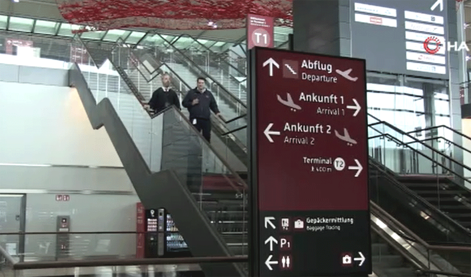 Berlin'de havalimanı çalışanları greve gitti, yüzlerce uçuş iptal edildi