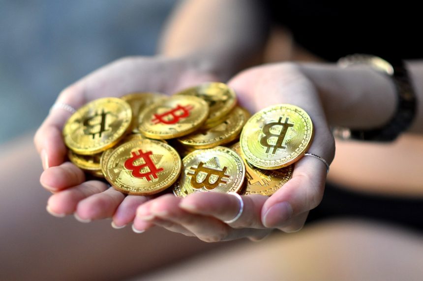 Bitcoin aylar sonra 30 bin doları geçti