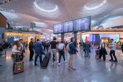 İstanbul Havalimanı’nda yoğunluk başladı