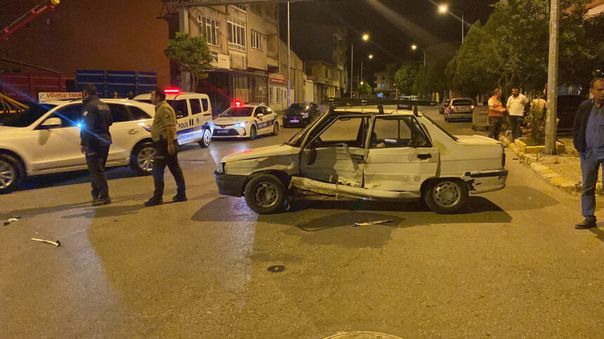 Edirne'de ilginç kaza Kazaya karışan iki sürücü kaçtı