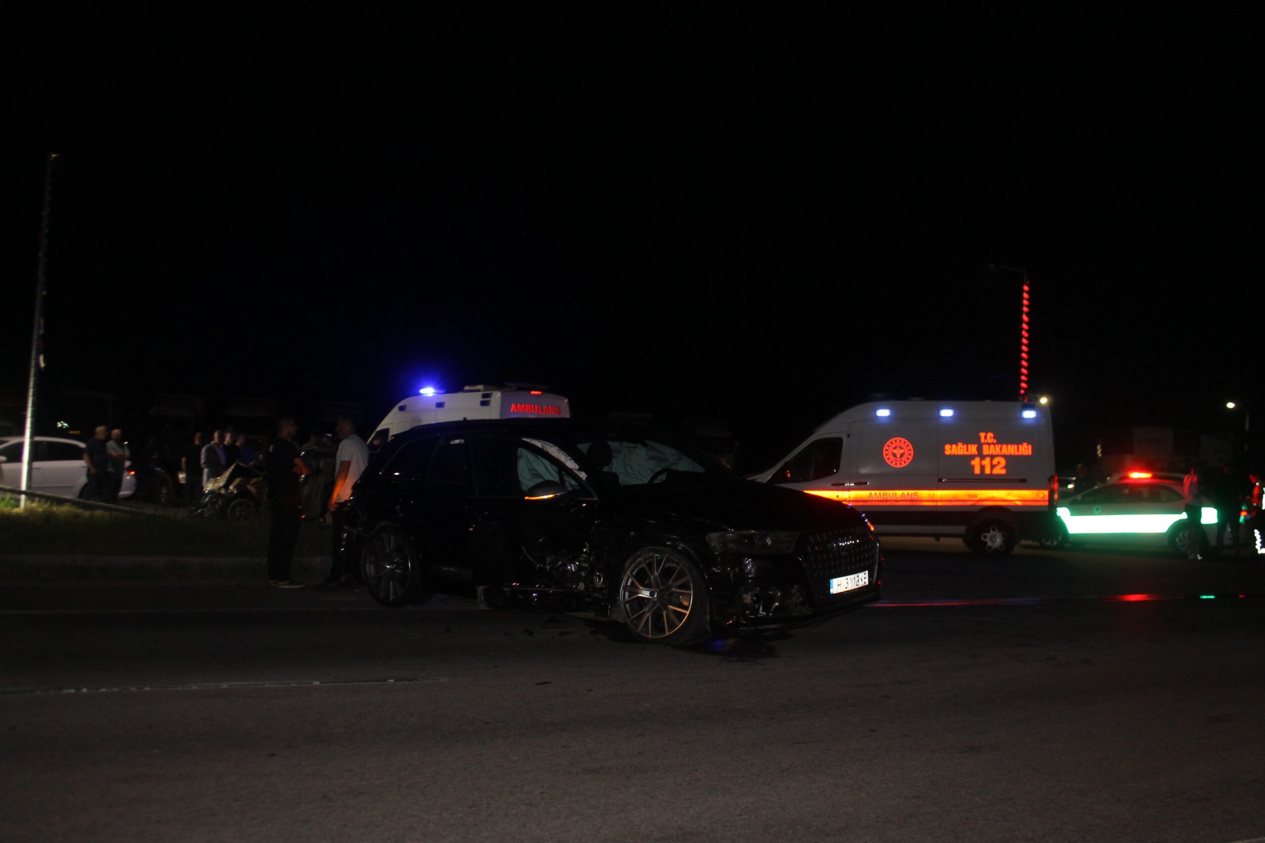 Edirne’de Bulgar ve Türk ailenin olduğu otomobiller çarpıştı