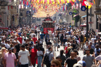 Türkiye'den yurt dışına göç yüzde 62,3 arttı