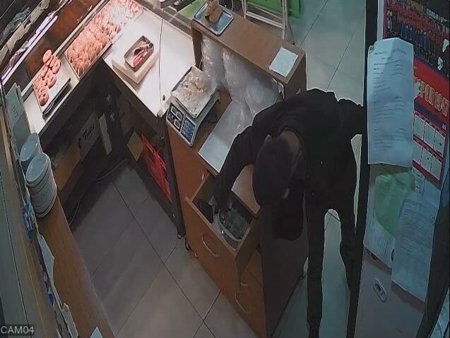 hırsız tepsi